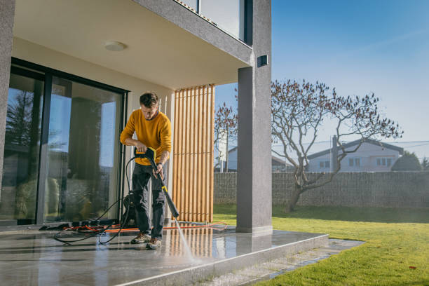 Best Pool Deck Cleaning  in Wellston, MO